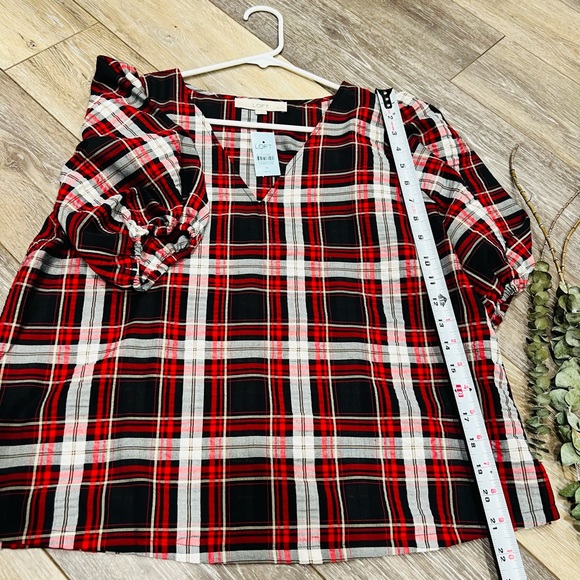 Loft medium red/black/white plaid top sheer/ elastic ruffle sleeves NWT Holiday - Picture 2 of 11